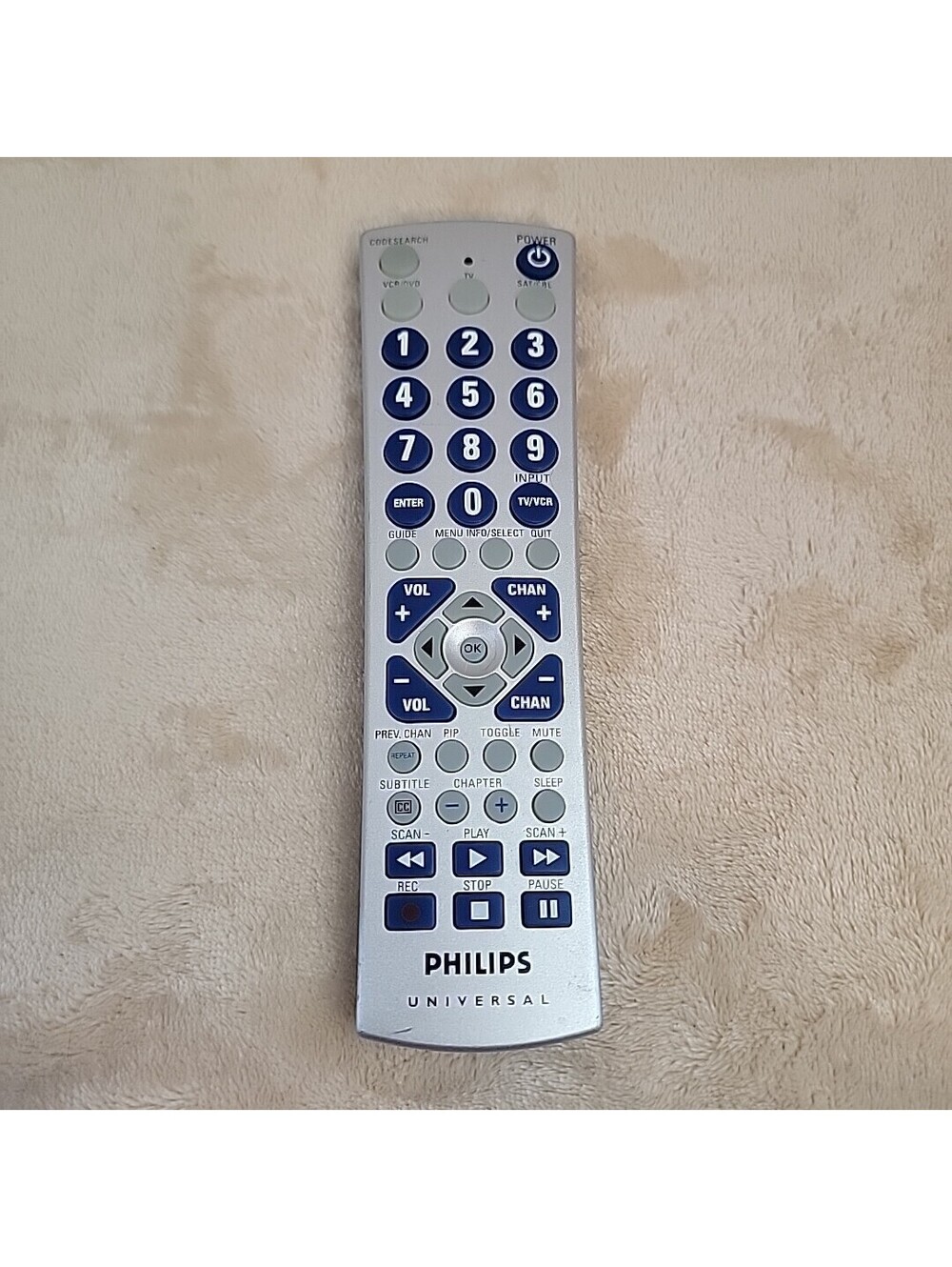 Philips Universal Remote Control CL032 Missing Battery Cover Door